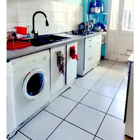 Privee 4 A 5 Personnes, Quintaou Privatunterkunft *